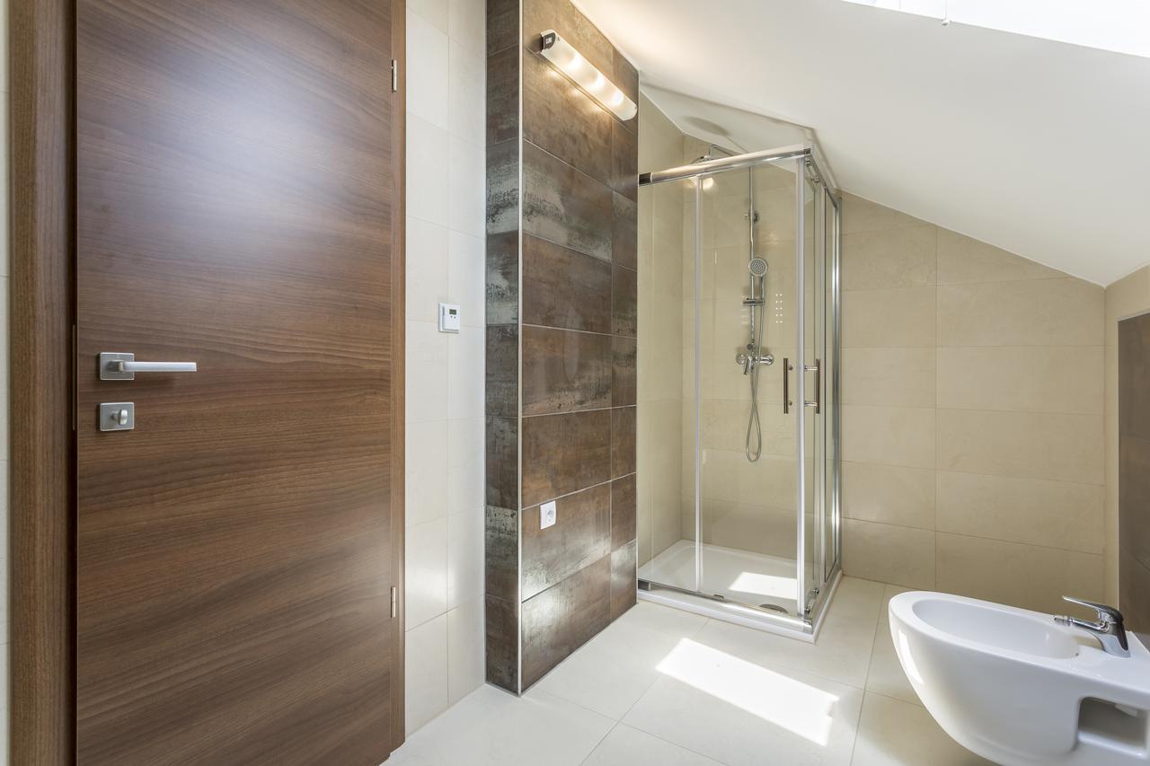 Luxury 3 Bed Apartment, Large Terrace, Pool, Close To Beach And Split! Podstrana Ngoại thất bức ảnh