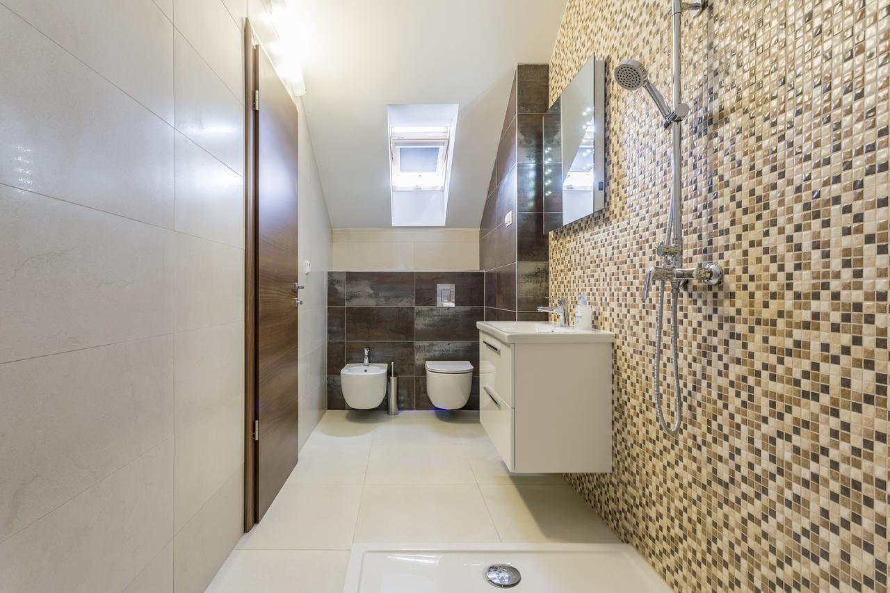 Luxury 3 Bed Apartment, Large Terrace, Pool, Close To Beach And Split! Podstrana Ngoại thất bức ảnh