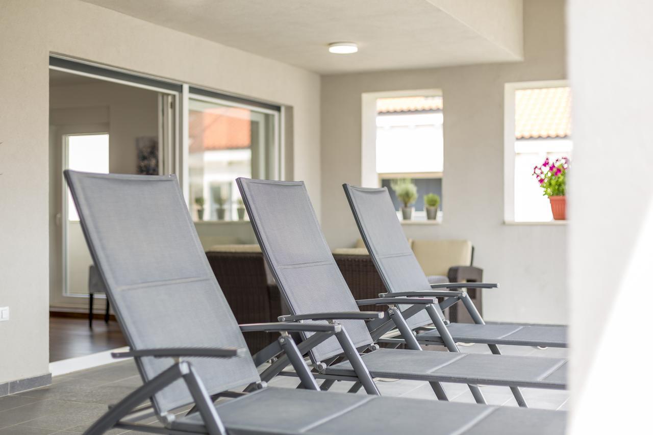 Luxury 3 Bed Apartment, Large Terrace, Pool, Close To Beach And Split! Podstrana Ngoại thất bức ảnh